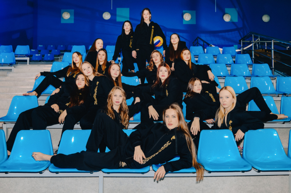 "&Dcy;&icy;&ncy;&acy;&mcy;&ocy; &Ucy;&rcy;&acy;&lcy;&ocy;&chcy;&kcy;&acy;"&comma; &Zcy;&lcy;&acy;&tcy;&ocy;&ucy;&scy;&tcy; - "&SHcy;&tcy;&ucy;&rcy;&mcy; -2002"&comma; &Mcy;&ocy;&scy;&kcy;&ocy;&vcy;&scy;&kcy;&acy;&yacy; &ocy;&bcy;&lcy;&acy;&scy;&tcy;&softcy;