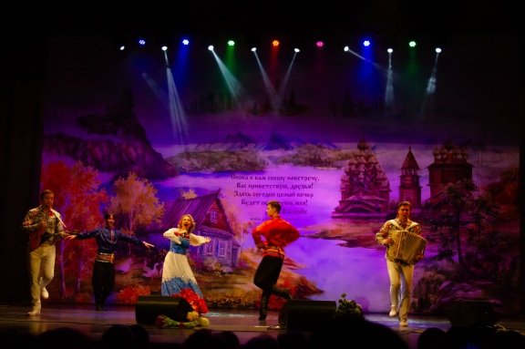 &Lcy;&iecy;&ncy;&acy; &Vcy;&acy;&scy;&icy;&lcy;&iecy;&kcy; &gcy;&period; &Zcy;&lcy;&acy;&tcy;&ocy;&ucy;&scy;&tcy;