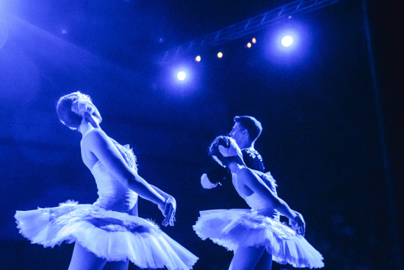 &Bcy;&acy;&lcy;&iecy;&tcy; &laquo;&Lcy;&iecy;&bcy;&iecy;&dcy;&icy;&ncy;&ocy;&iecy; &ocy;&zcy;&iecy;&rcy;&ocy;&raquo;