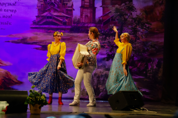 &Lcy;&iecy;&ncy;&acy; &Vcy;&acy;&scy;&icy;&lcy;&iecy;&kcy; &gcy;&period; &Zcy;&lcy;&acy;&tcy;&ocy;&ucy;&scy;&tcy;